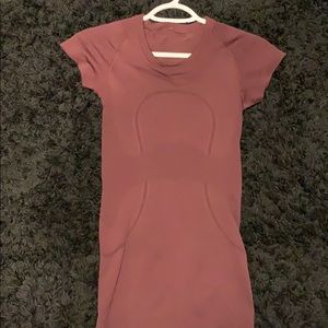 Lululemon swiftly tech top
